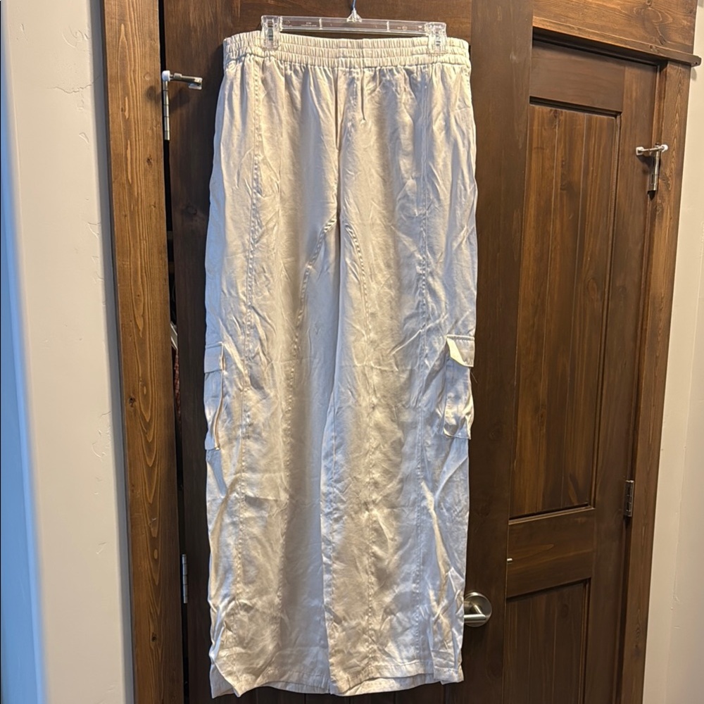 Lovers + Friends Tia Cargo Pants in Ivory Satin Size L NWOT